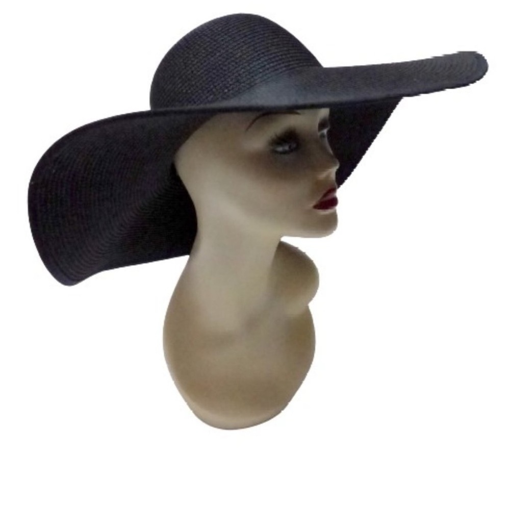 Looking for royal road trading company hat like this.